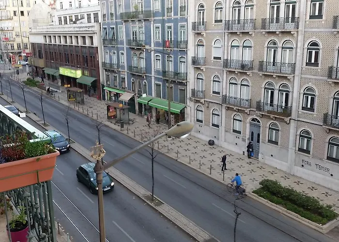 15 * Лиссабон